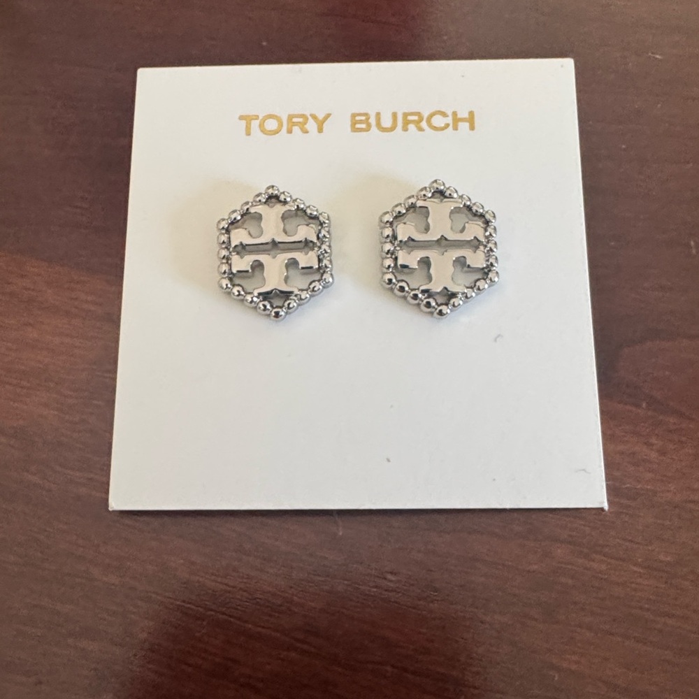 NWOT Tory Burch Milgrain Hex Stud Earrings in silver tone